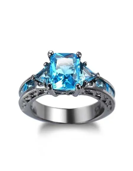 Elegance at Your Fingertips: Exquisite Women's Rings Collection